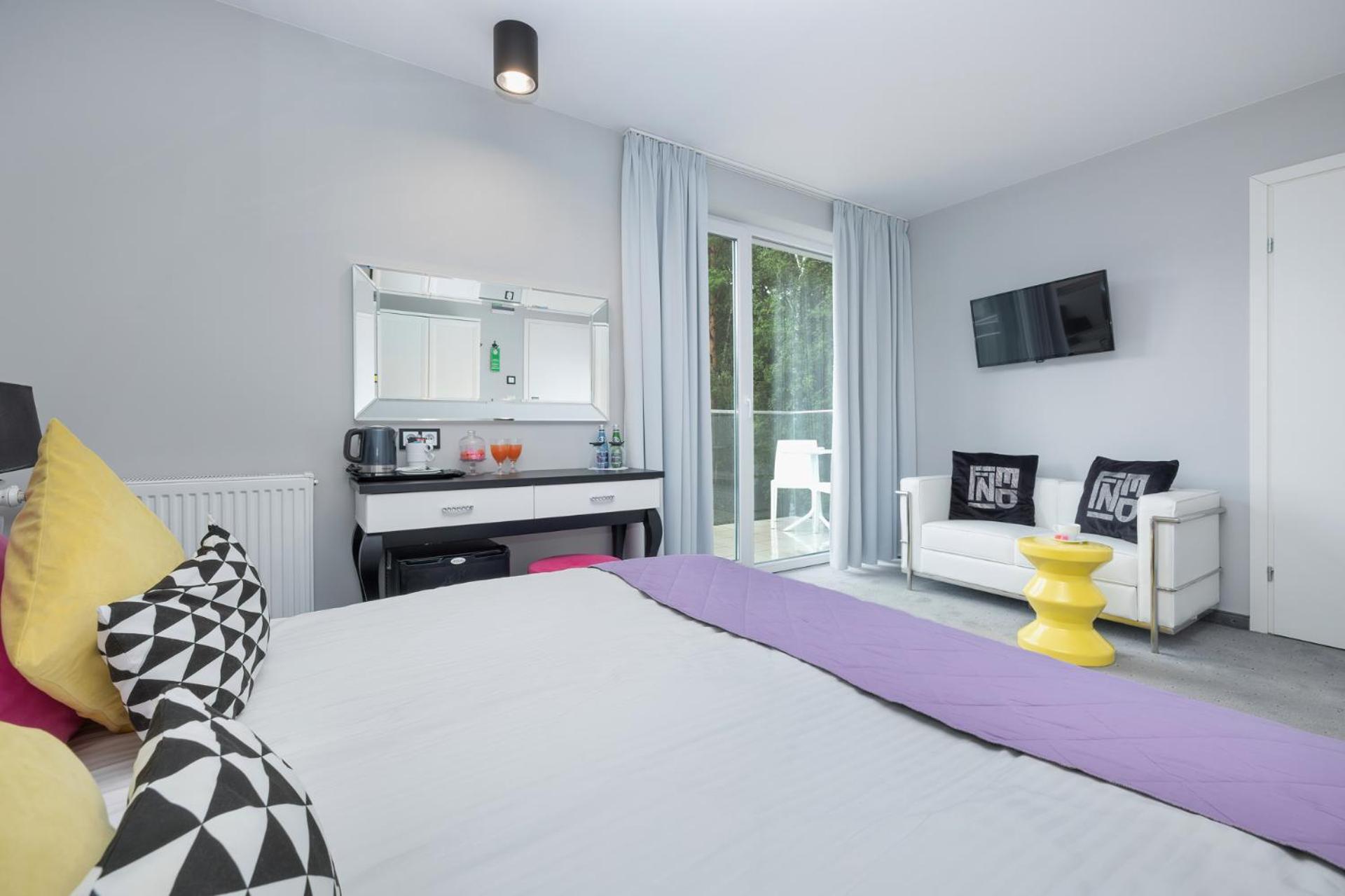 Majestique Hotel Pobierowo Buitenkant foto