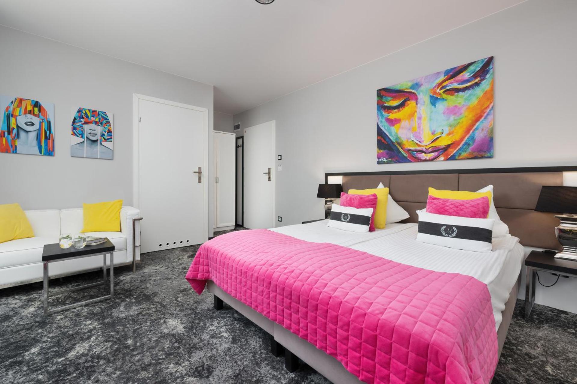 Majestique Hotel Pobierowo Buitenkant foto
